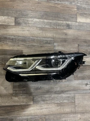 22-24 VW Tiguan LH Driver Headlight LED. OEM. 5NL-941-113-D Foto 1 de 4