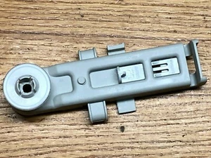 Gruppo rullo porta lavastoviglie Whirlpool W10888592 8575280 Kenmore Maytag FSP - Foto 1 di 12