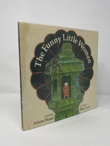 Arlene Mosel / Blair Lent - Funny Little Woman - 1st 1st HCDJ - Caldecott Medal - Picture 1 of 5