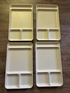 Tupperware 1535 Divided Trays Almond Cafeteria Plates Camping Lot of 4 - R1004B - Picture 1 of 6