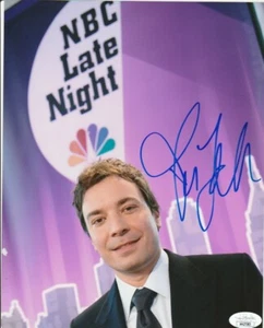 ¡FOTO FIRMADA POR JIMMY FALLON 8x10 DE NOCHE! TONIGHT SHOW JSA PRUEBA EXACTA DE AUTENTICIDAD - Imagen 1 de 2