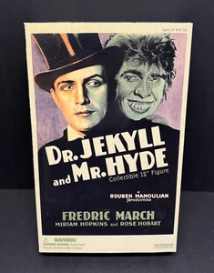 Figurina Sideshow Collectibles Dr. Jekyll e Mr. Hyde, Fredric March, 12" - Foto 1 di 6