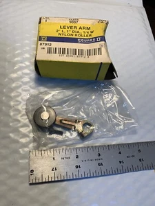 NEW SQUARE D 9007CA4 / 9007 CA-4 LEVER ARM, Nylon Roller, Mde In The USA - Picture 1 of 6