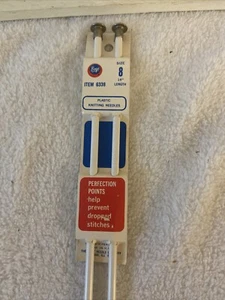 Boye 6338 Plastic Knitting Needles Sz8 14” USA Vtg GrannyCore - Picture 1 of 2