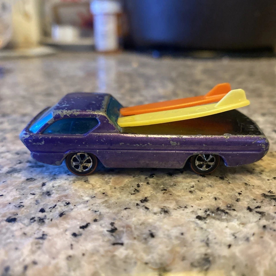 Hot Wheels Redline 1967 Deora • HK • Púrpura oscuro • Pintura original • Tablas de reproducción Foto 1 de 4