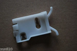 COMPATIBILE CON OPEL REKORD CLIPS MOLLETTE FISSAGGIO MODANATURE MOLLETTA - Imagen 1 de 1
