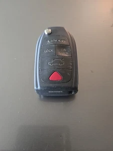 Genuine OEM Volvo Flip/Switchblade Style Key/Keyless Entry Remote Fob FOR PARTS - Picture 1 of 5