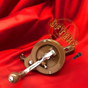 VTG SINGER Sewing Machine Hand Crank Handle SIMANCO for 15 27 28 66 127 128 201 - Picture 1 of 9