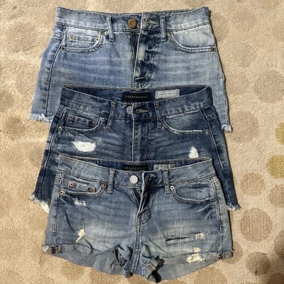 Pantalones cortos de mezclilla Aeropostale para niñas talla 00, tres pares Foto 1 de 4