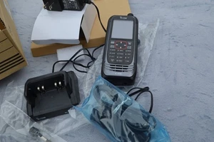 ICOM IC-R30 Wideband Handheld Receiver  FM/AM/SSB/CW, [Excellent] - Picture 1 of 14