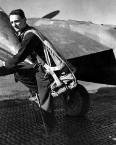 Pillot with his Lockheed P-38 Lightning in Italy 8x10 WWII WW2 Photo 52b - Picture 1 of 2