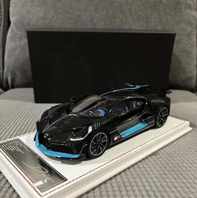 1/18 Bugatti Divo Full Carbon/blue Limited 10 PCs F.C Model Dg Mr - Image 1 of 4