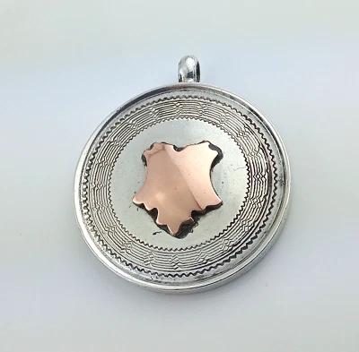 ANTIGUO RELOJ GEORGE V PLATA LLAVERO CON ESCUDO FRONTAL DORADO VACÍO HM B'HAM 1924 Foto 1 de 4