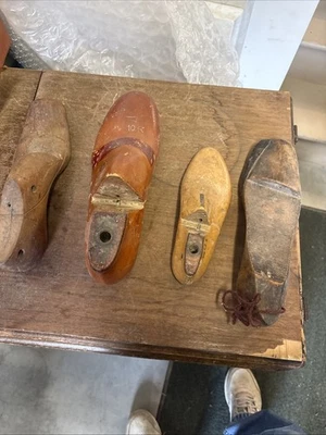 Lote 4 formas de zapatos antiguos vintage de madera niño mujer hombre  Foto 1 de 4