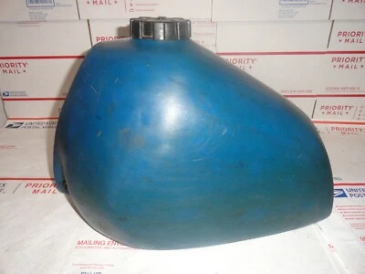 Husqvarna  CR WR GAS PETROL TANK XC500 500 1983 83 CLARKE CLARK TANK Foto 1 de 4