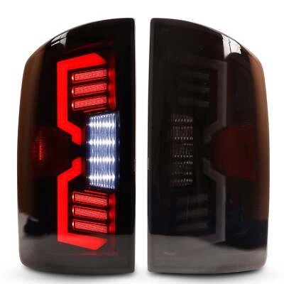 Black LED Tail Light Set With Smoke Lens For 2002-2006 Dodge Ram Pickup - Imagem 1 de 3