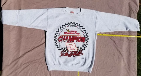 Dale Earnhardt  Sr.  Vtg  1994  7 time  Winston Cup Champion Sweatshirt Cover