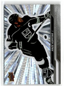 2023-24 Upper Deck Series 1 Outburst Silver Anze Kopitar #82 Los Angeles Kings
