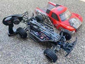 Brand New Traxxas Slash 4X4 BL-2S RTR with New Body – Unused, Ready to Run - Picture 1 of 6