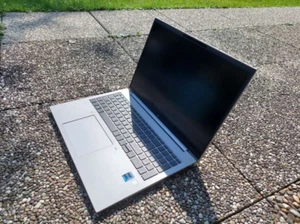 Neuwertig! HP Zbook Firefly 16 G10, 16 Zoll, 32 GB, 1TB SSD, 2 Jahre Garantie - Bild 1 von 9