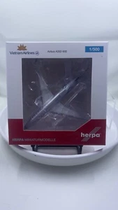 Herpa Wings 1:500 Vietnam Airlines SkyTeam Airbus A350-900 aereo Reg#VN-A897 - Foto 1 di 16