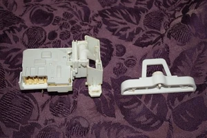 Frigidaire Original OEM FLCE7522AW Waschmaschine Deckel Schloss Schließstück 137353300 & 137513712 - Bild 1 von 5