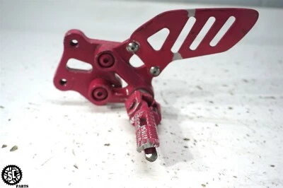 2007 2008 SUZUKI GSXR 1000 LEFT REARSET FRONT PEG BRACKET - Image 1 of 4