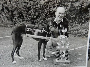 ILKLEY  SCOTTIE THE GREYHOUND   A PAIR    --  OLD PRESS PHOTOGRAPHS - Picture 1 of 6