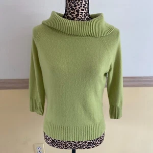Lord & Taylor Women's Two Ply Cashmere 3/4 Sleeve Cowl Neck Sweater L2 - Picture 1 of 3