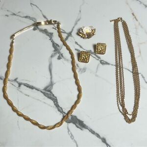 Vintage Jewelry Bundle Necklace, Earrings & Brooch