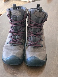 Bota de nieve aislante impermeable Greta talla US 7.5 para mujer de KEEN 1023607 Marrón  - Imagen 1 de 11