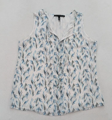 White House Black Market Women's Top Size 12 White Blue Floral Sleeveless Tank - Image 1 of 4