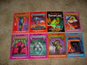 7 R.L. STINE GOOSEBUMPS 1990s SOFTCOVER BOOKS, HALLOWEEN + HORRORLAND RL - Picture 1 of 4