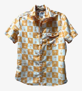 Free Planet Mens Shirt Button Down Short Sleeve Size S Polyester Hawiian - Picture 1 of 8