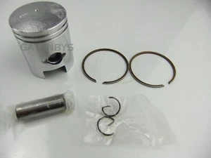 Neu Kolben + Ringe für Suzuki RM50 1978-1981 +1,00 mm RM 50 MX (42,00 mm) - Bild 1 von 4
