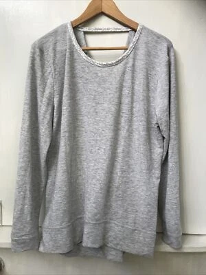 Pullover Victoria’s Secret Gris Encaje Cuello Abierto Espalda Talla Mediana M Foto 1 de 4