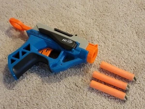 !Armory! Nerf Bowstrike Pistol Good Condition - Picture 1 of 2
