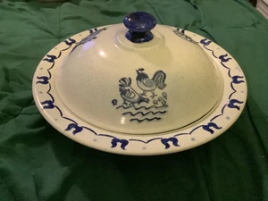 VINTAGE MCM METLOX PROVINCIAL BLUE POPPYTRAIL 10” SPECKLED SERVING BOWL WITH LID - Picture 1 of 5