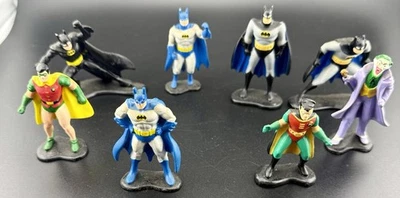 8x Figuras ERTL Die Cast Metal 2” 1990 Batman’s, Robins & Joker Foto 1 de 4
