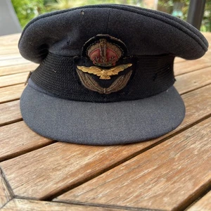 British WW2 Royal Air Force RAF Officers Cap And Badge - Picture 1 of 5