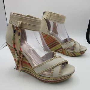BKE Sole Boho Burlap Tan White Wedge Heels Ankle Strap Zip Womens 8 High Heel - Picture 1 of 7