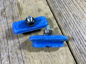 OLD SCHOOL BMX MX MAGS BRAKE PADS TEAM CYCLE PLASTIC MAGS BRAKE PAD NOS PAIR - Picture 1 of 2