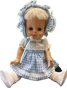 1960 Vintage Mädchen Reiter Puppe Schlafaugen verwurzelte Haare im blau karierten Kleid - Bild 1 von 15