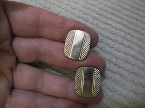 Vintage Smooth & Textured Goldtone Cuff Links - Picture 1 of 2