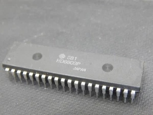 Hitachi HD6803P DIP-40 MPU RH - VENDITORE USA SPEDIZIONE RAPIDA - Foto 1 di 2