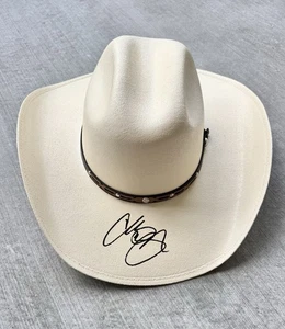 Chris Young Signed Cowboy Hat Country Music Singer Nashville Star CMT Award Auto - Picture 1 of 5