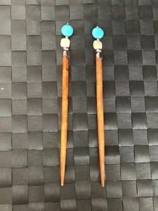 Lilla Rose Turquiose & White Hair Sticks (Long) (Pair) - Picture 1 of 3
