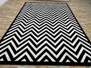 "Modern Black White Chevron Area Rug 8x10 Handmade Wool Zigzag Carpet Living - Picture 1 of 6