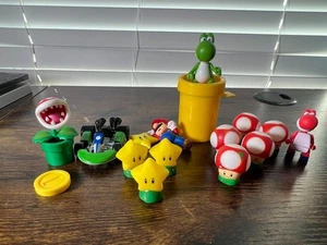 Super Mario Brothers Konvolut kleine Mini Plastik Spielzeug 16 Figuren verschiedene Sorten - Bild 1 von 7