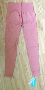 BNWT WOMENS MYPROTEIN SEAMLESS LEGGINGS MEDIUM 10/12 GYM YOGA TOP SHARK HOODY - Picture 1 of 13